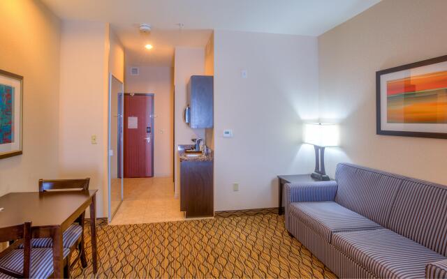 Holiday Inn Express Hotel & Suites Elk City, an IHG Hotel