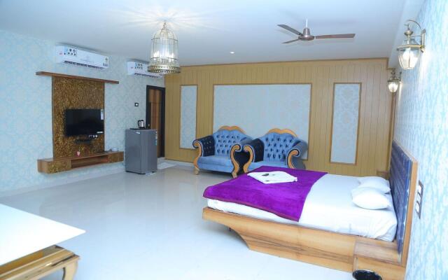 Santoshi Novatel Hotel