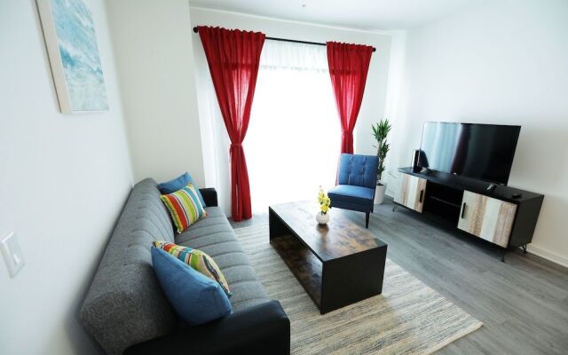 Hollywood Metropolitan Residences