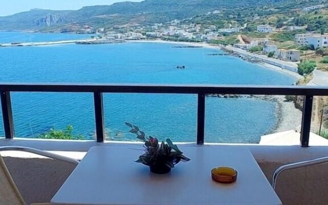 Marou Hotel