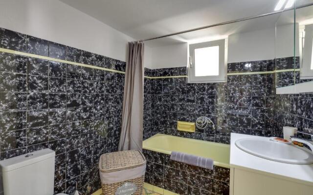 Samouil Apartment, 40 meters from the beach