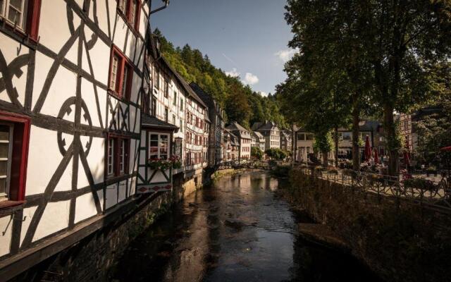 Ferienhaus MountFrosch mit Sauna und Naturpool