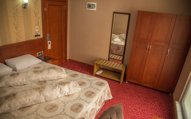 Grand Merin Airport Hotel