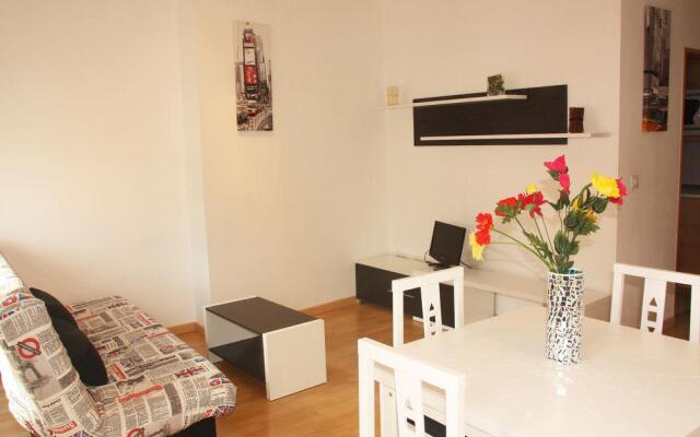 Apartamentos El Pilar Suites 3000