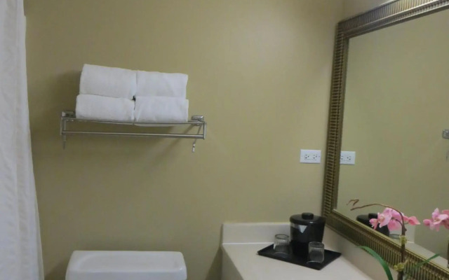 Country Inn & Suites by Radisson, Gurnee, IL