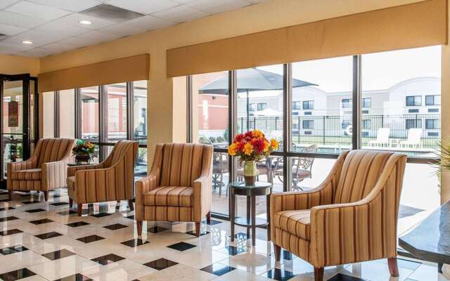 Quality Inn & Suites Mattoon South