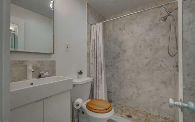 Pelican Gardens Villa 23