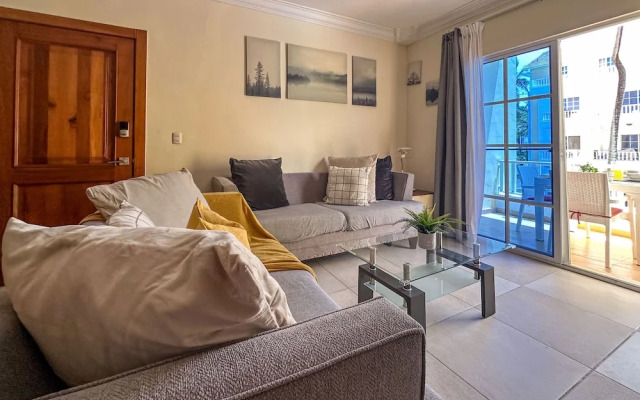 Cozy Apartment Close to the Beach