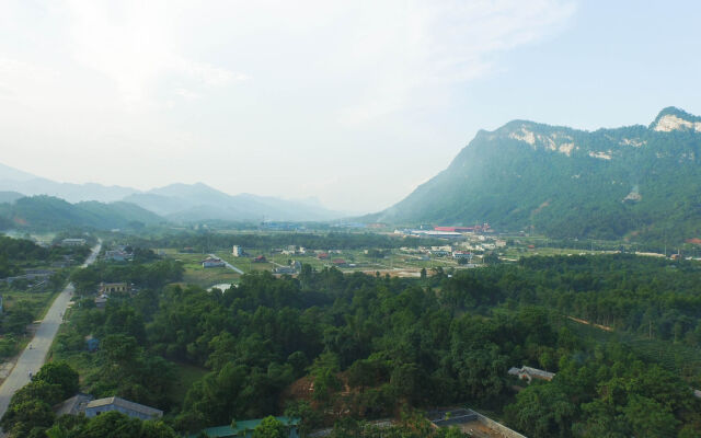 Hương Trà Hotel