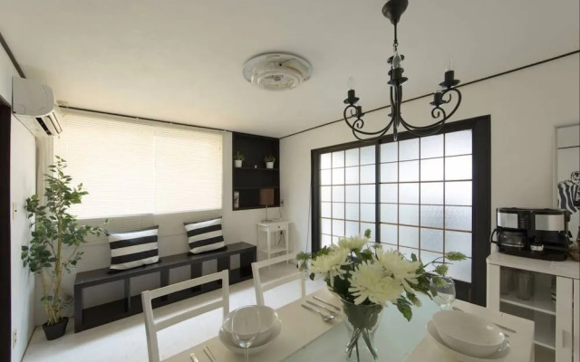 Zebrahouse Himejima