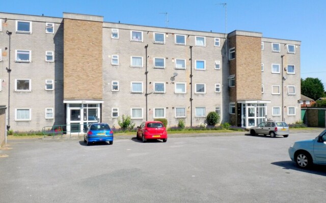 2-bed Flat With Superfast Wi-fi DW Lettings 9WW