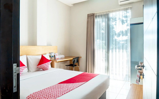 OYO 794 Ln 9 Bandung Guest House