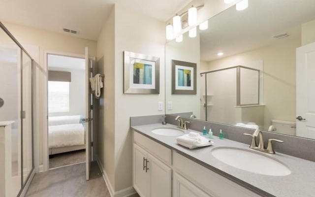 8BR ChampionsGate Pool Home