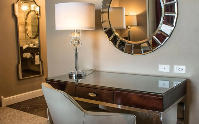 The Delavan Hotel & Spa