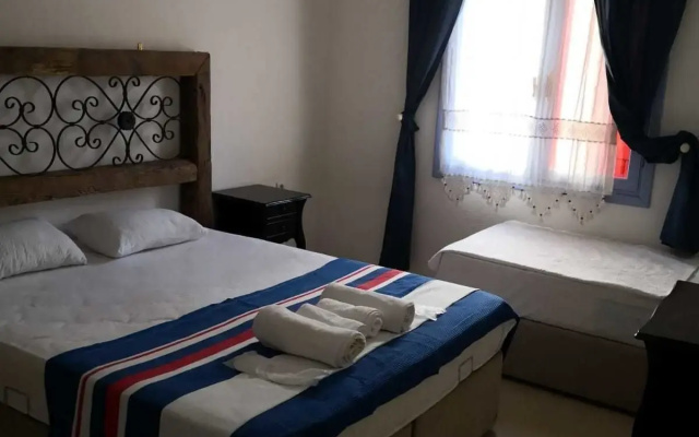 Livan Hotel Deluxe