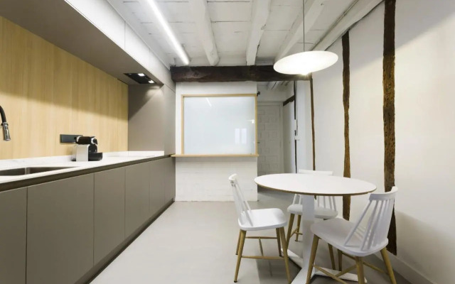 Kabia by Smiling Rentals