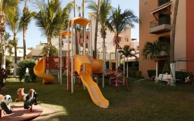 Nicest JR Suite Studio IN Cabo Downtown Marina, Cabo San Lucas