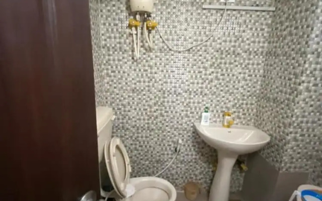 11Flowers Service Apartment By GRB