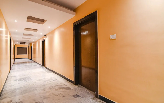 Fabhotel Shivani International