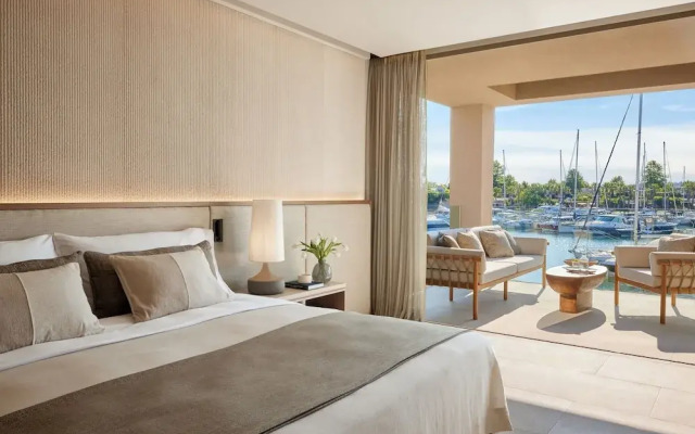 Sani Asterias Suites