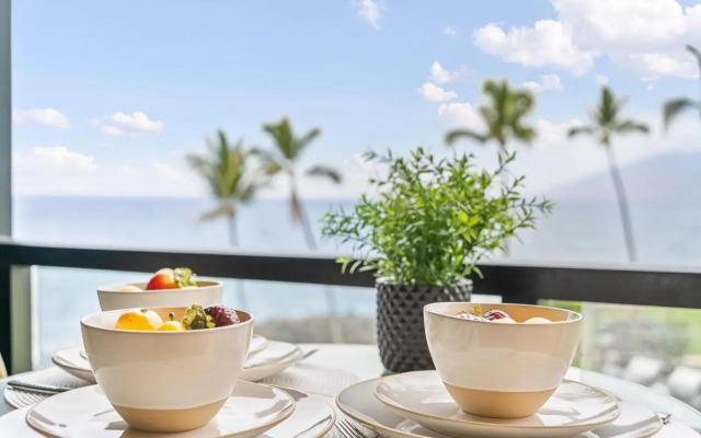 Kihei Surfside, #305 1 Bedroom Condo by RedAwning