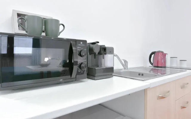 Les Trois Merveilles Green Fernando