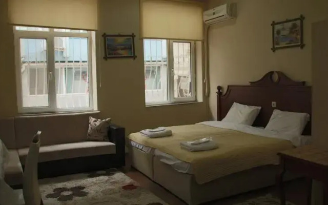 El Emir Suites