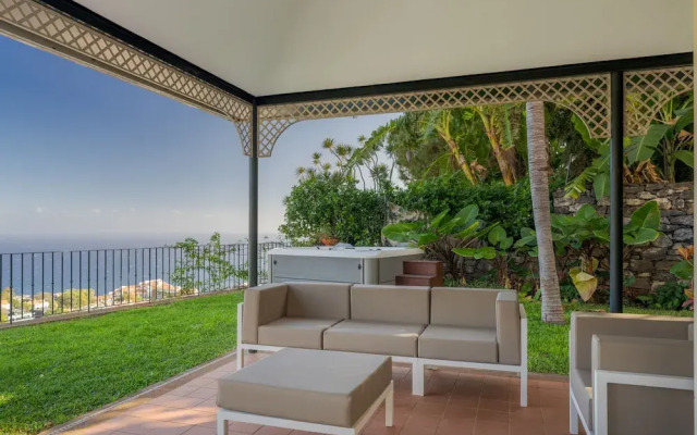 Sublime View Villa by Atlantic Holiday