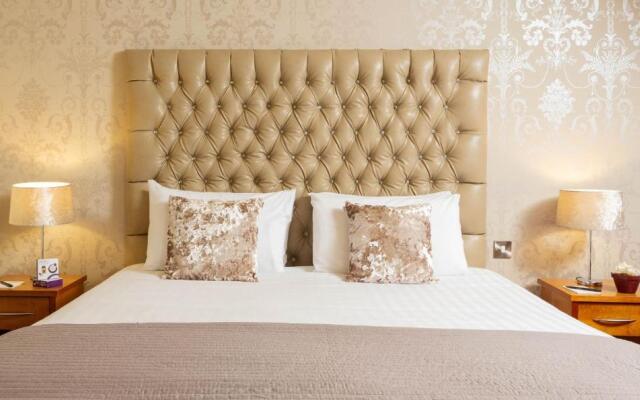 Raheen Woods Hotel