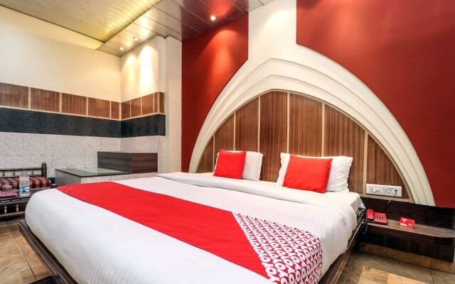 OYO 18474 Hotel Sukh Sagar