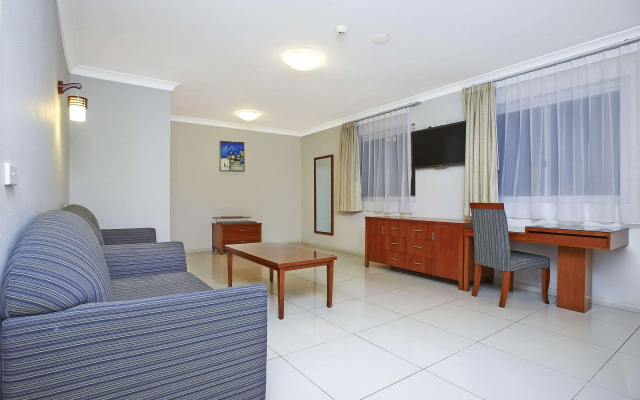 Comfort Inn & Suites Burwood