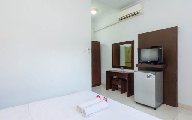 RedDoorz @ Pendawa Kartika Plaza 2