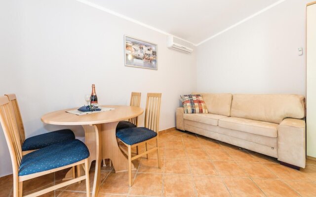 Stunning Apartment in Grebastica With 1 Bedrooms and Wifi