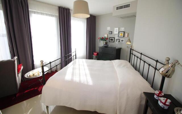 Apartments Marer