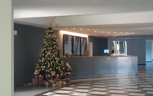 Apartamento Residencial c/Serviços