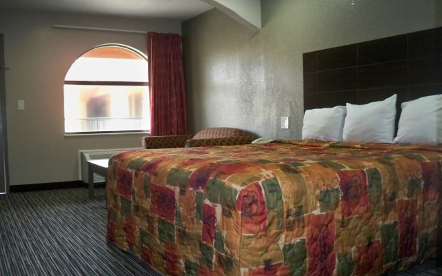 Scottish Inn & Suites