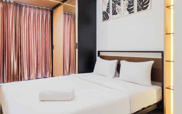 Restful And Cozy Stay Studio With Balcon At Collins Boulevard Apartment – Guest Rooms – Tangerang