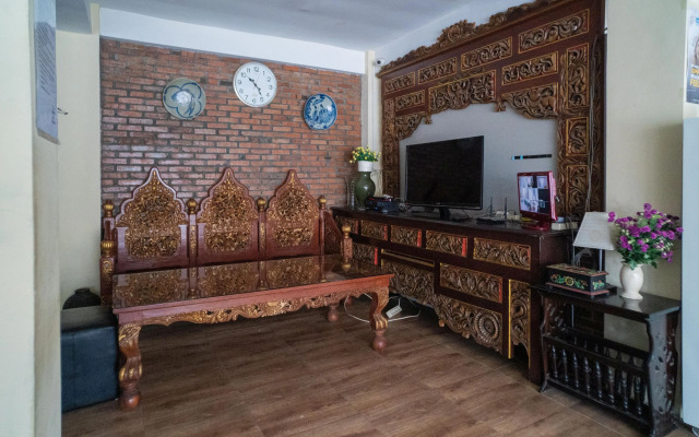 Urbanview Hotel Omah Anin Batu