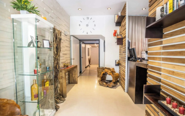 The Shoreline Suites