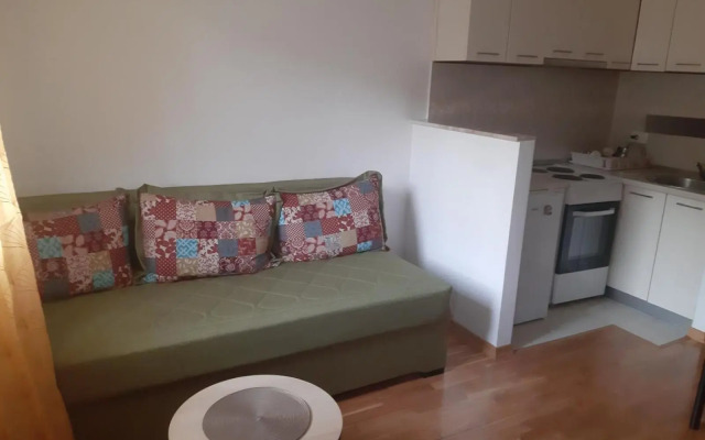 Apartment M