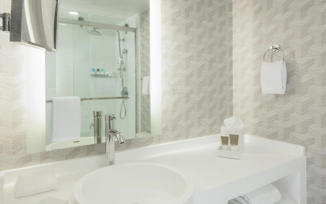 Hyatt Regency Los Angeles International Airport