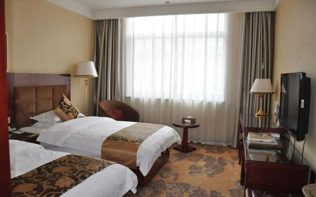 Guazhou macro Golden Resources Hotel