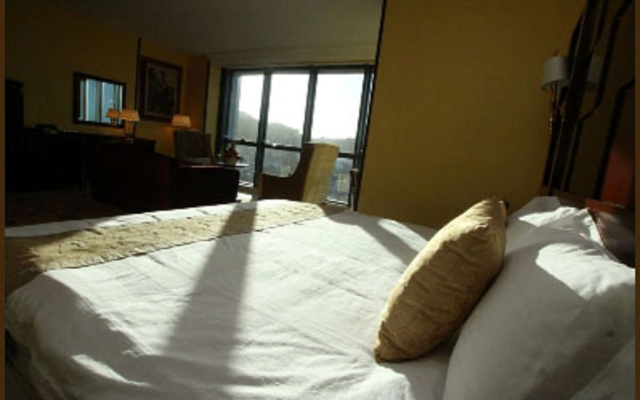 Oasis Hotel - Image 6