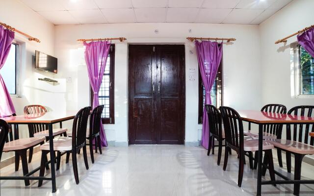 OYO 47629 Hotel Paawan Home Stay & Restaurant