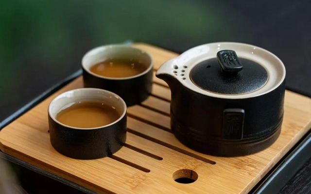 Rezen Dong Hotel (Xi'an Bell Tower Provincial Government Store)