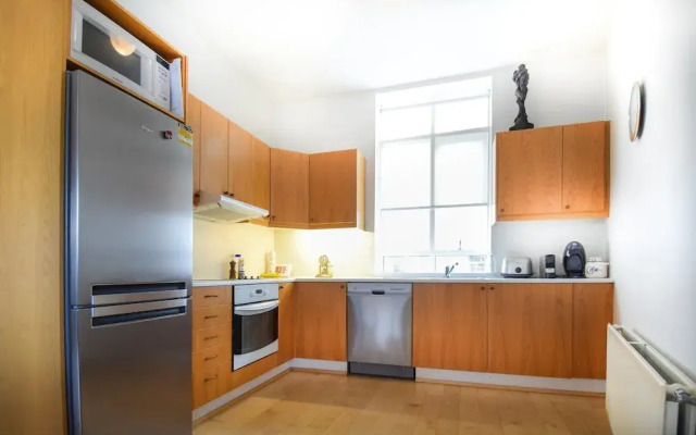 Apartment Þ6