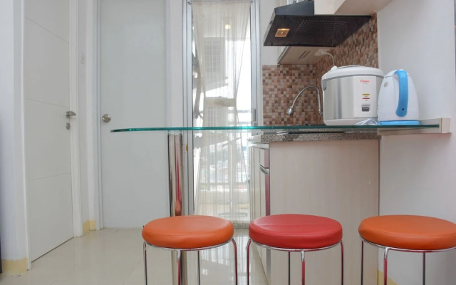 Strategic and Simply 2BR near Cassablanca at Bassura City Apartment