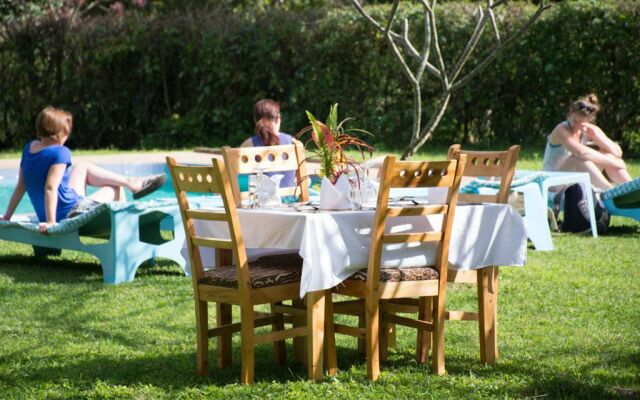 Meru View Lodge