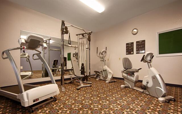 Best Western Harbour Pointe Lakefront