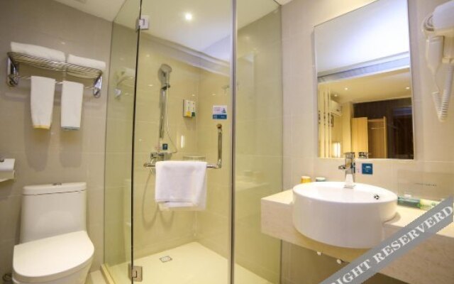 City Comfort Inn Hotel (Hubei University Of Economics)